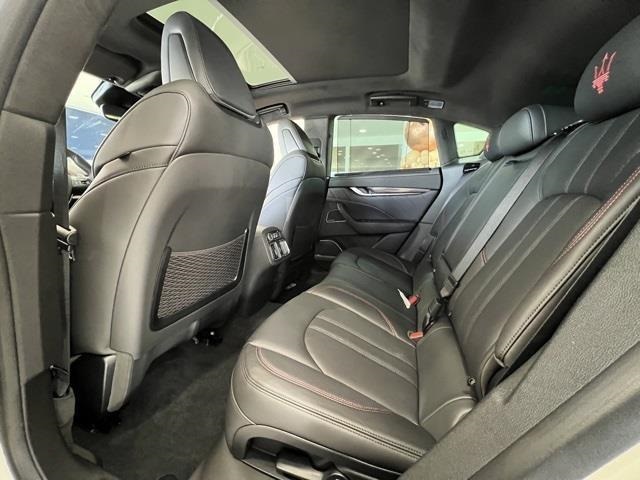 2024 Maserati Levante Modena photo 19