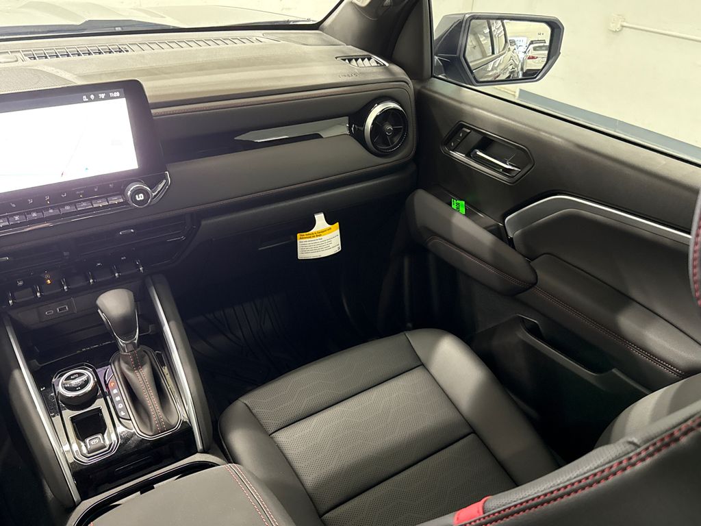 2025 Chevrolet Colorado Z71 photo 22