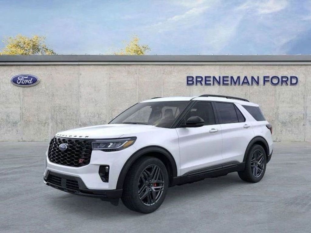 2025 Ford Explorer ST's photo