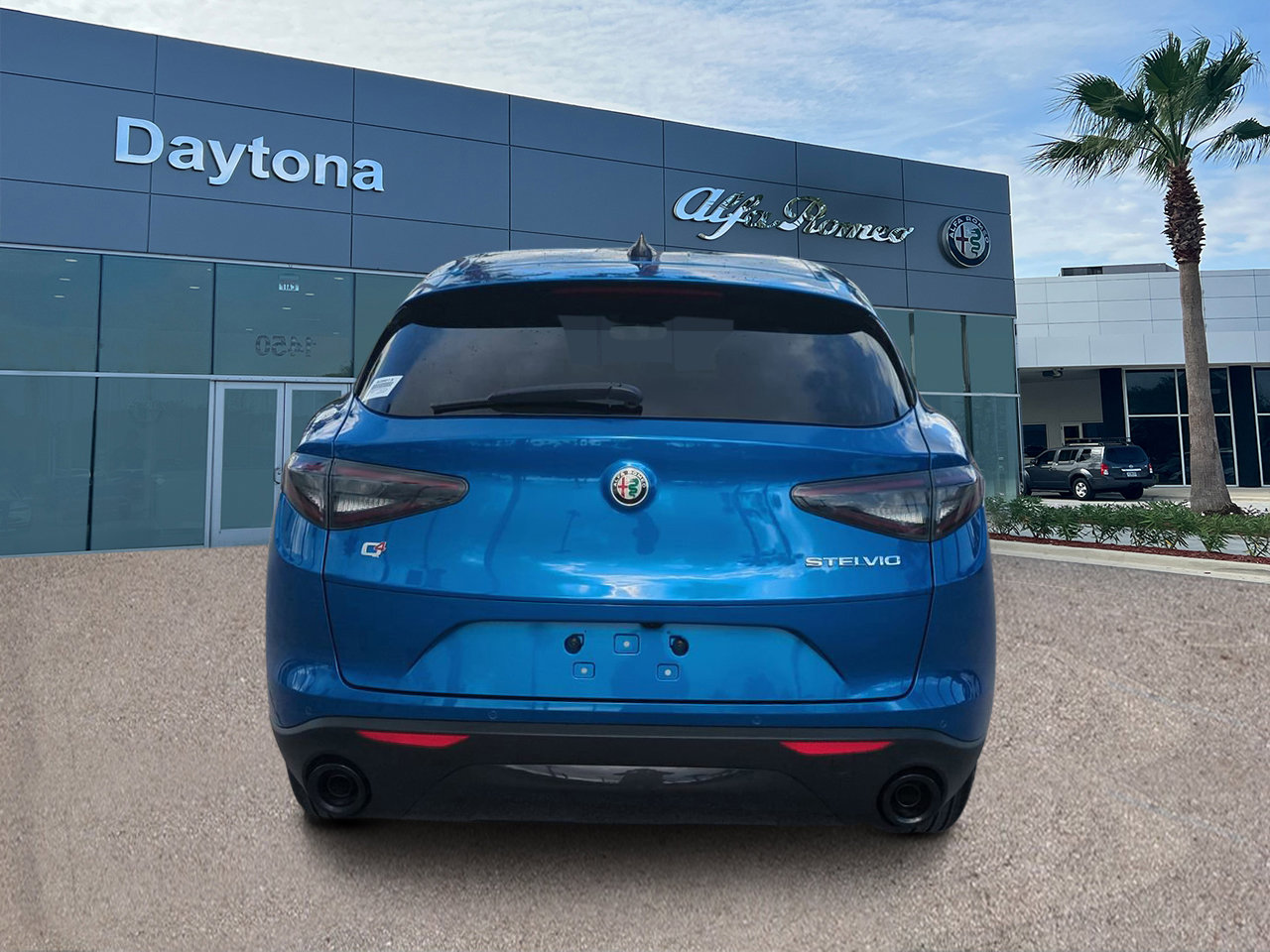 2025 Alfa Romeo Stelvio Sprint photo 4