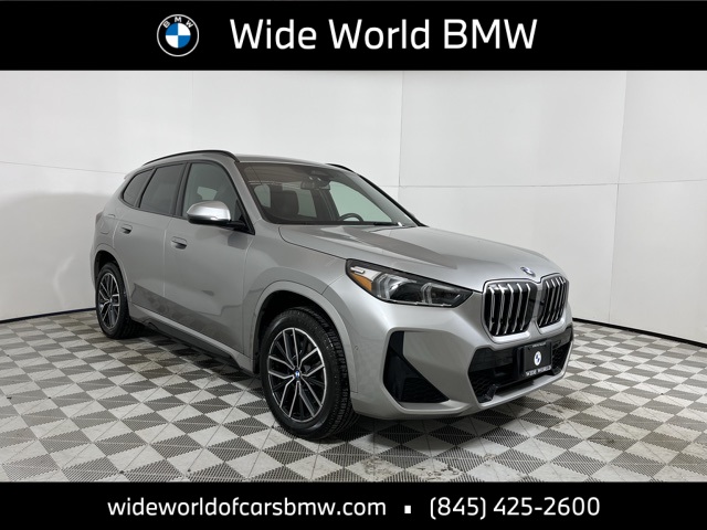2023 BMW X1 28i's photo