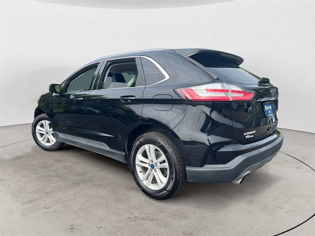 2020 Ford Edge SEL photo 4