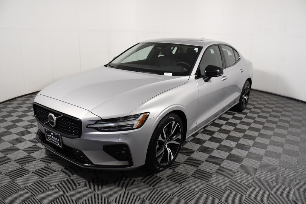 2025 Volvo S60