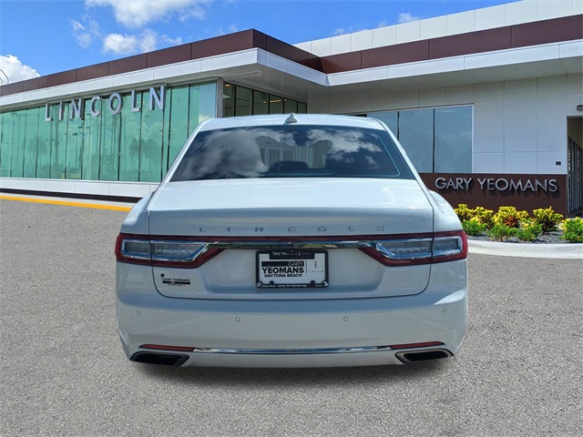 2020 Lincoln Continental Standard photo 4