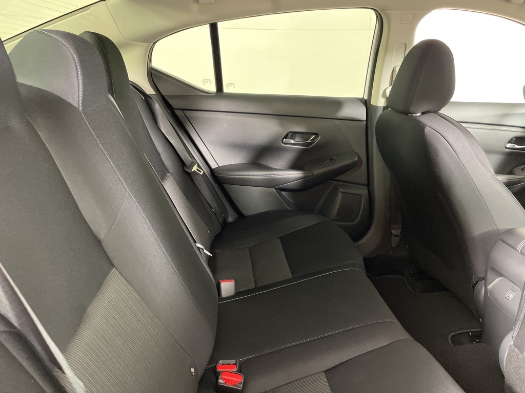 2025 Nissan Sentra SV photo 16