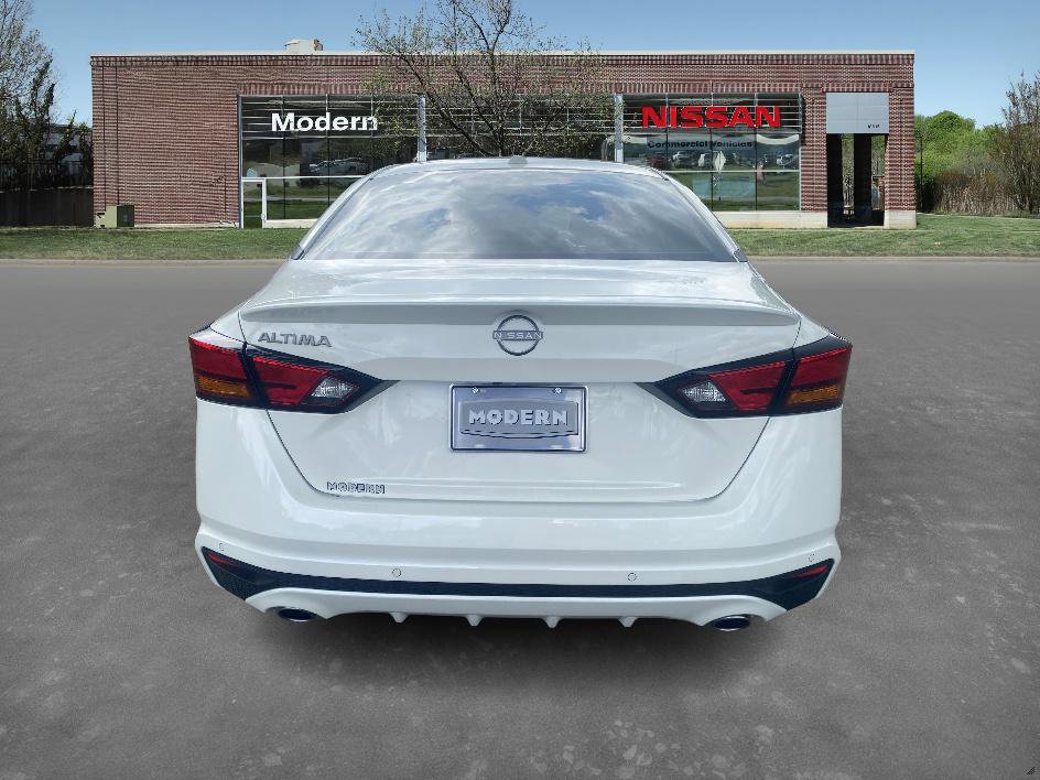 2025 Nissan Altima SV Special Edition photo 3