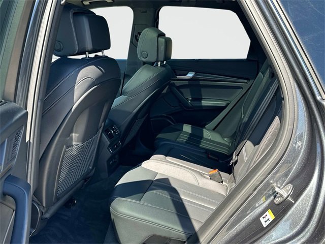 2023 Audi SQ5 Premium Plus photo 3