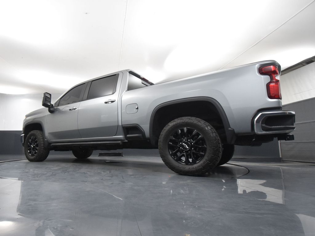 2025 Chevrolet Silverado 2500HD LT photo 43