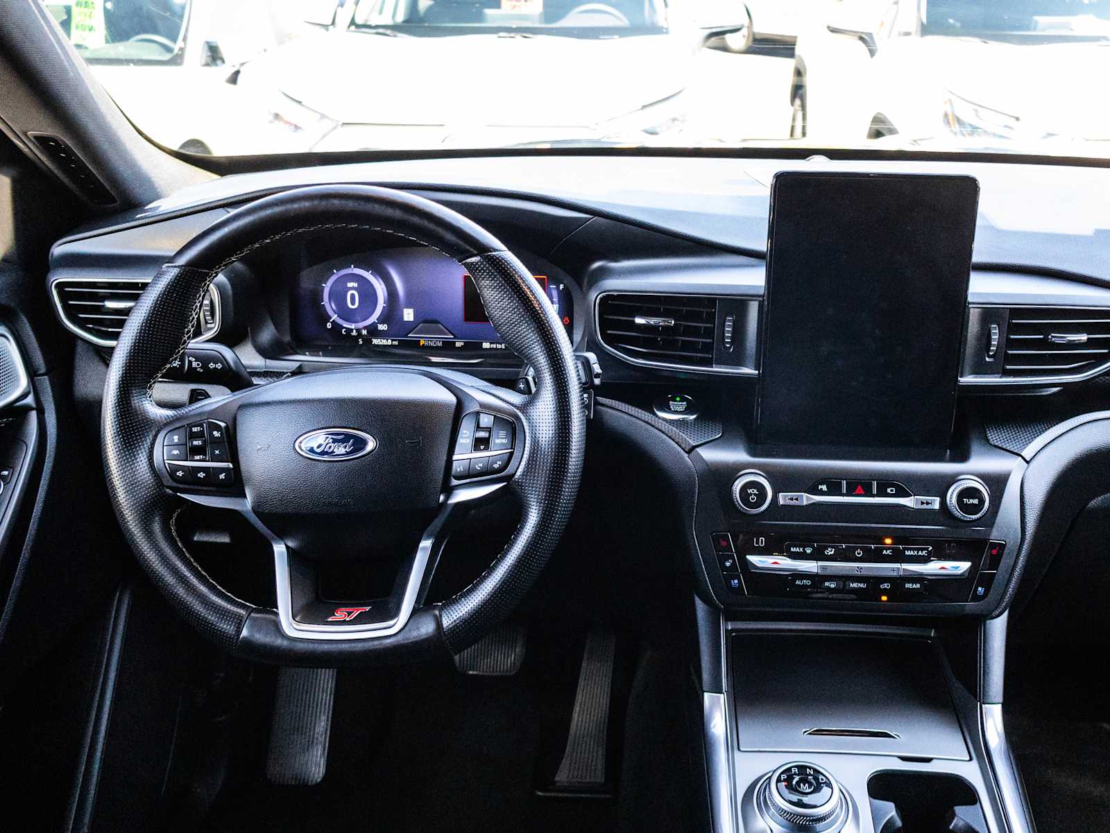 2020 Ford Explorer ST photo 22