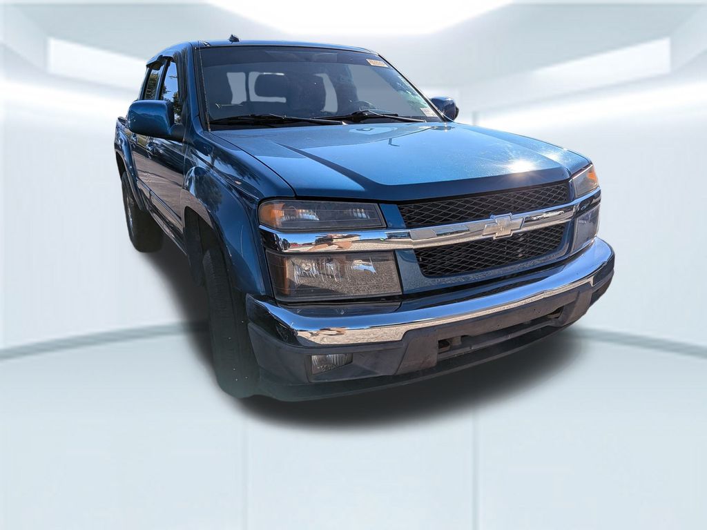 2011 Chevrolet Colorado photo 3