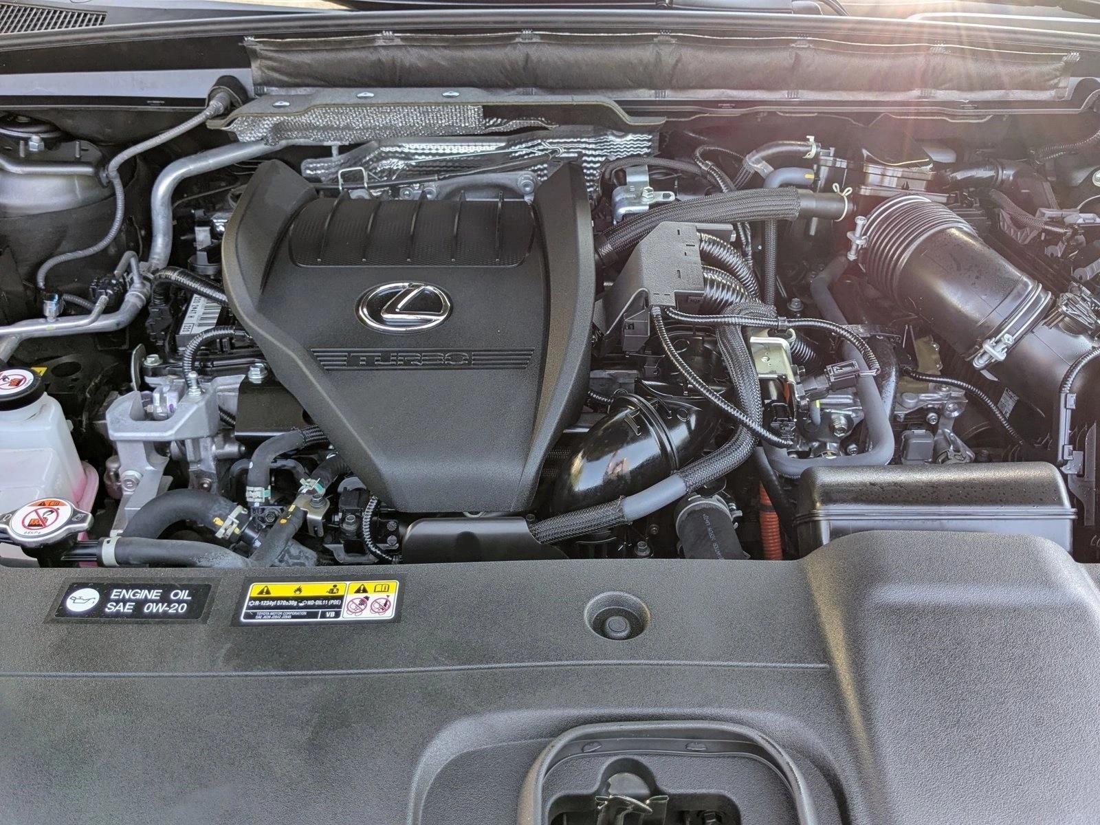 2024 Lexus RX 500h photo 22