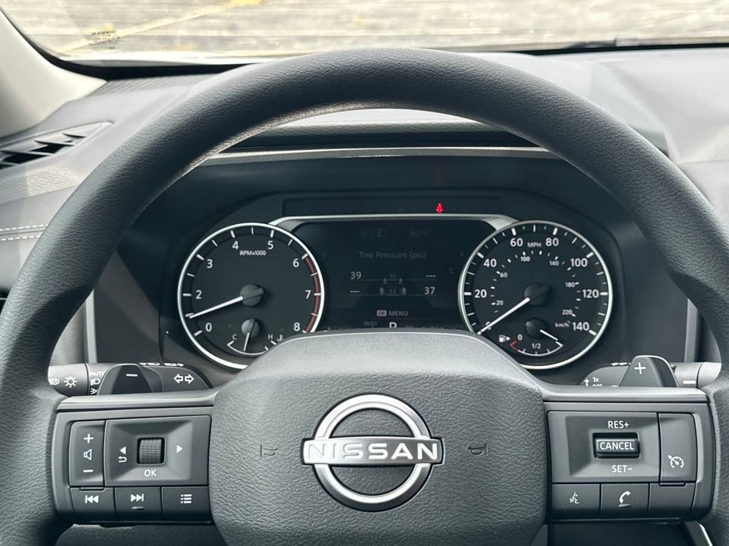 2026 Nissan Rogue S photo 17