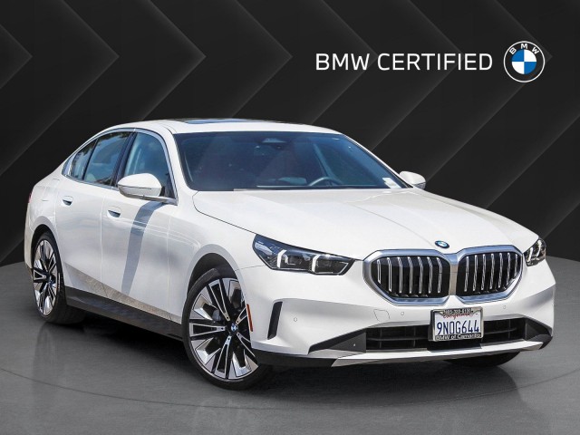 2024 BMW 5 Series 530i