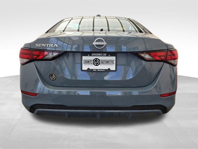 2025 Nissan Sentra SV photo 4