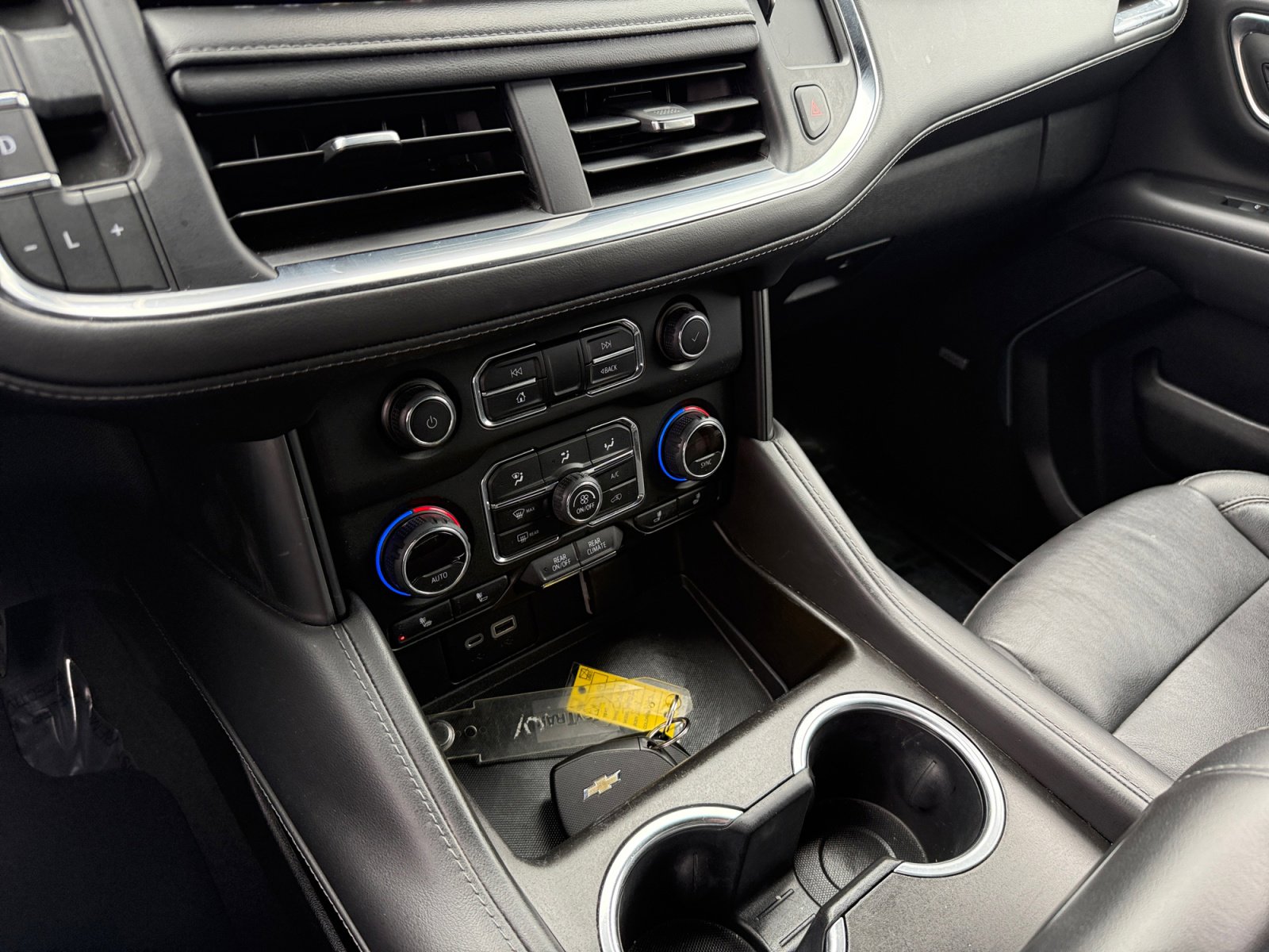 2021 Chevrolet Tahoe Z71 photo 13