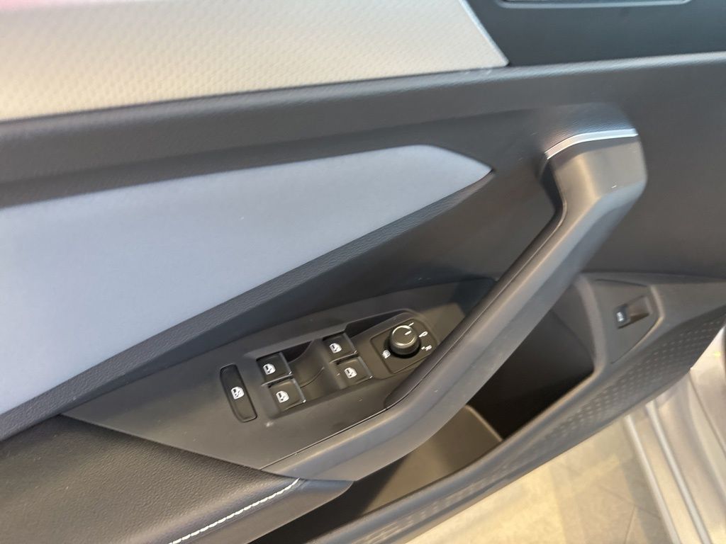 2025 Volkswagen Jetta 1.5T SE photo 17