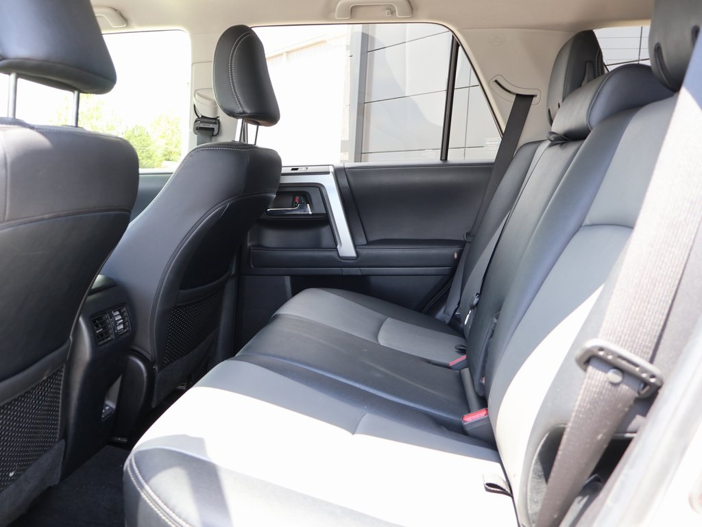 2024 Toyota 4Runner SR5 Premium photo 17