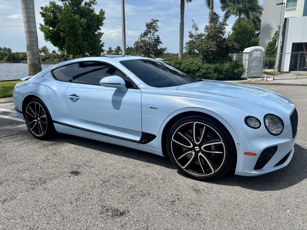 2023 Bentley Continental GT Azure photo 4