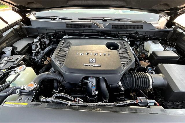2026 Infiniti QX80 photo 10