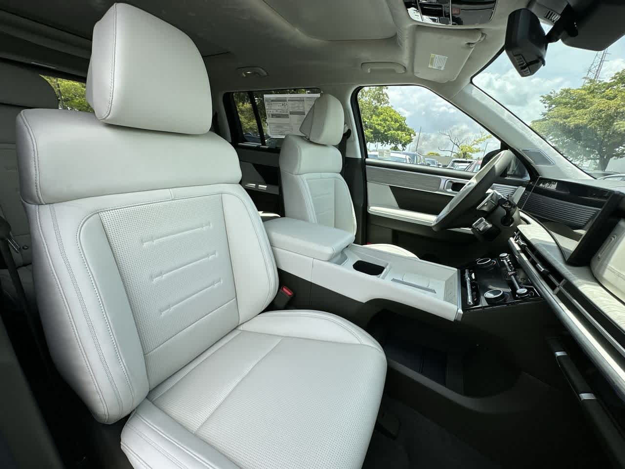2025 Hyundai Santa Fe Calligraphy photo 22