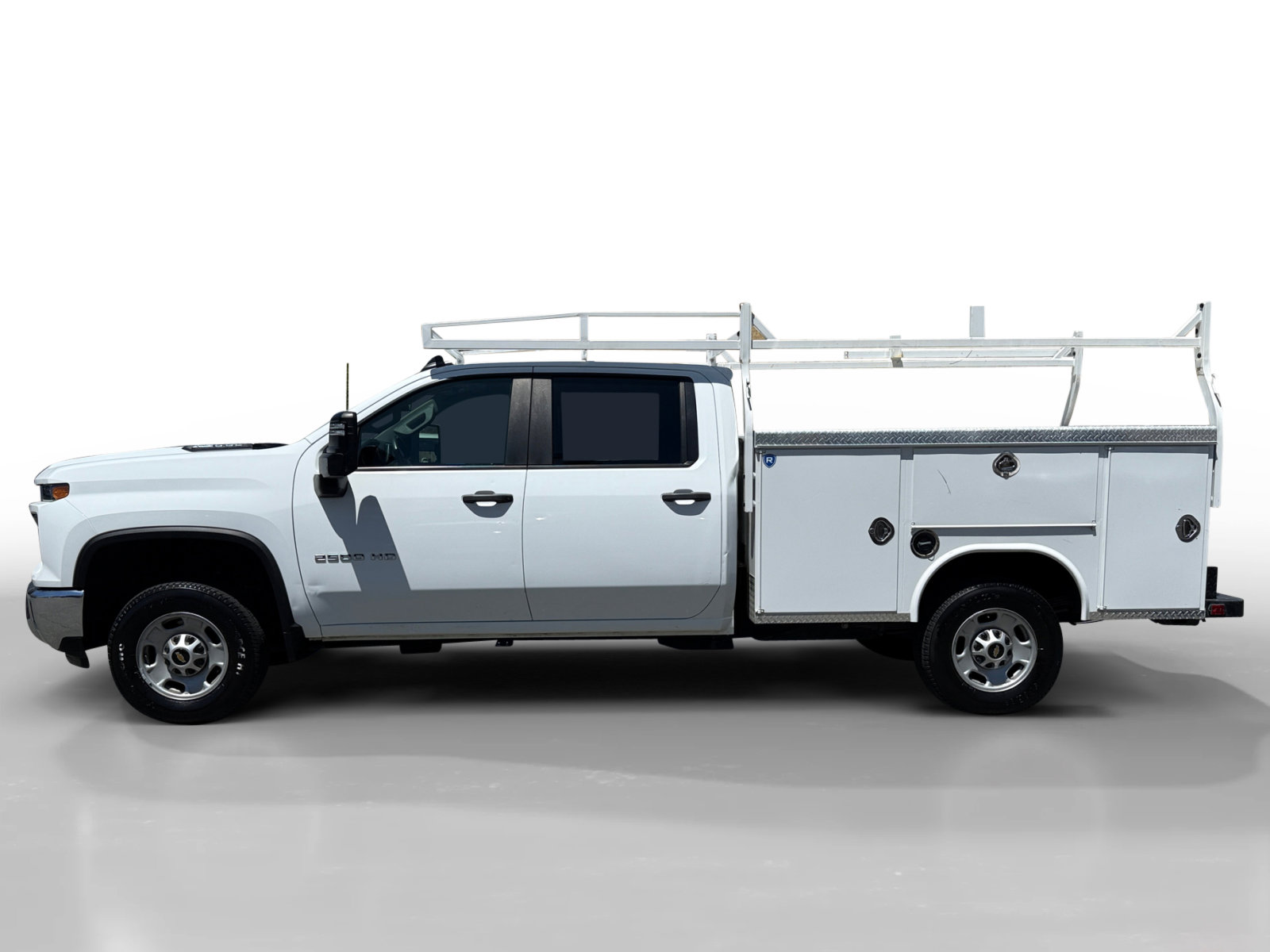 2024 Chevrolet Silverado 2500HD Work Truck photo 2
