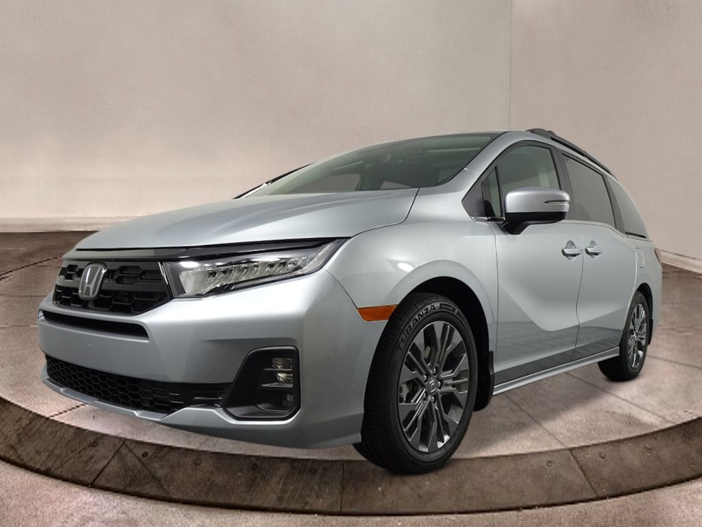 2026 Honda Odyssey Touring's photo