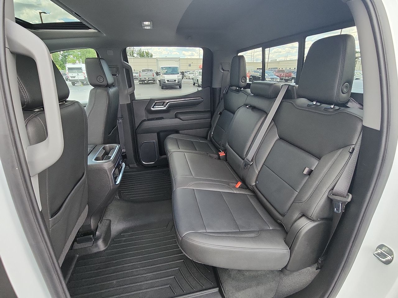 2024 Chevrolet Silverado 1500 LTZ photo 21