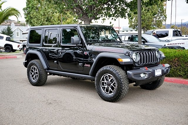 New 2025 Black Clear-Coat Exterior Paint Jeep Rubicon image 6