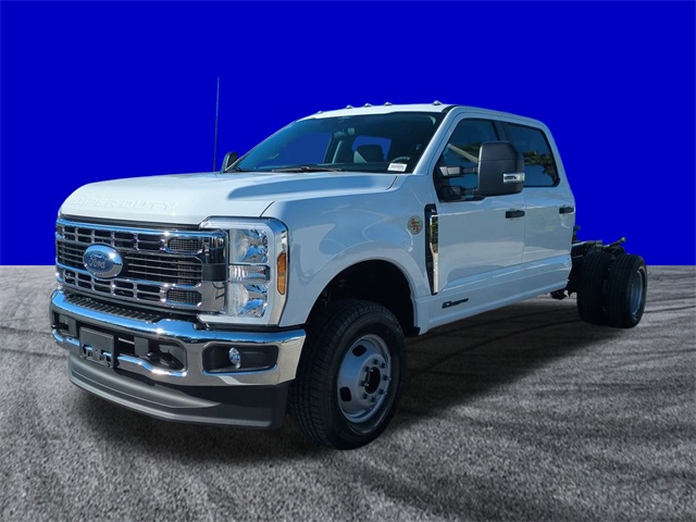 2026 Ford F-350 XL photo 8