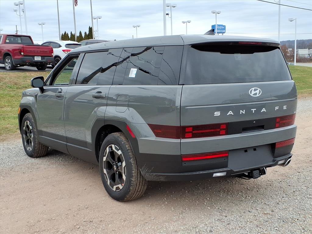 2026 Hyundai Santa Fe SE photo 3