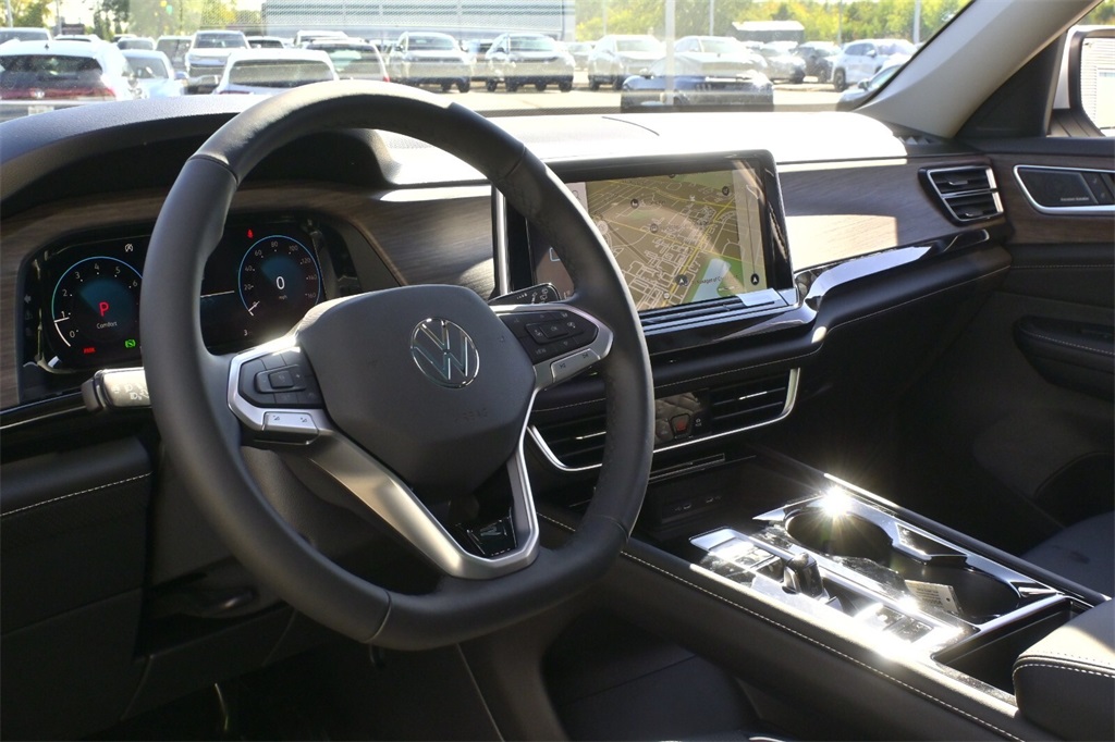 2026 Volkswagen Atlas SEL Premium R-Line photo 18