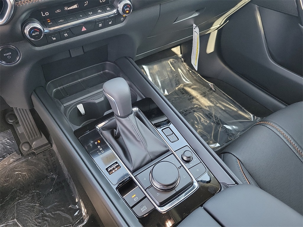 2025 Mazda CX-50 Premium Plus photo 12