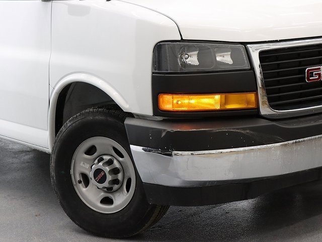 2024 Gmc Savana Cutaway 3500 photo 4