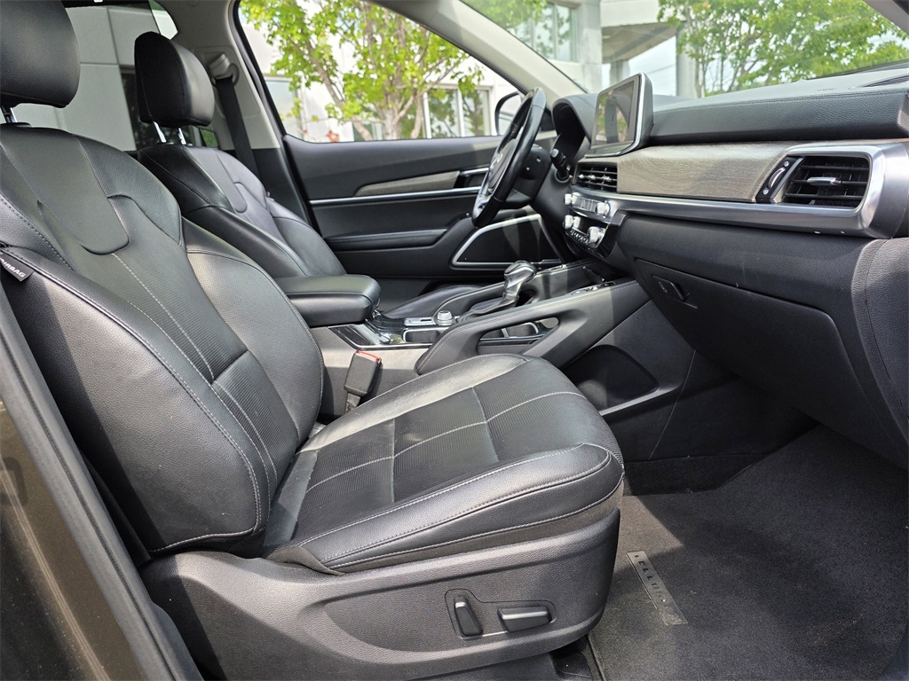 2021 Kia Telluride EX photo 25