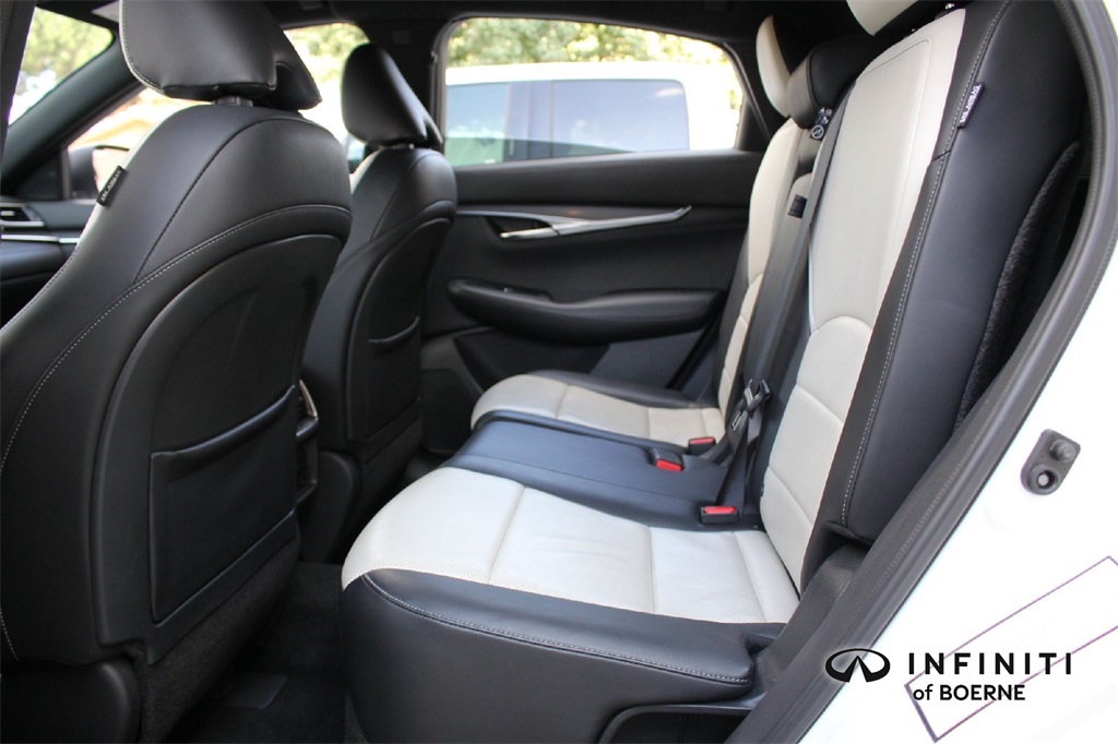 2024 Infiniti QX55 Luxe photo 27