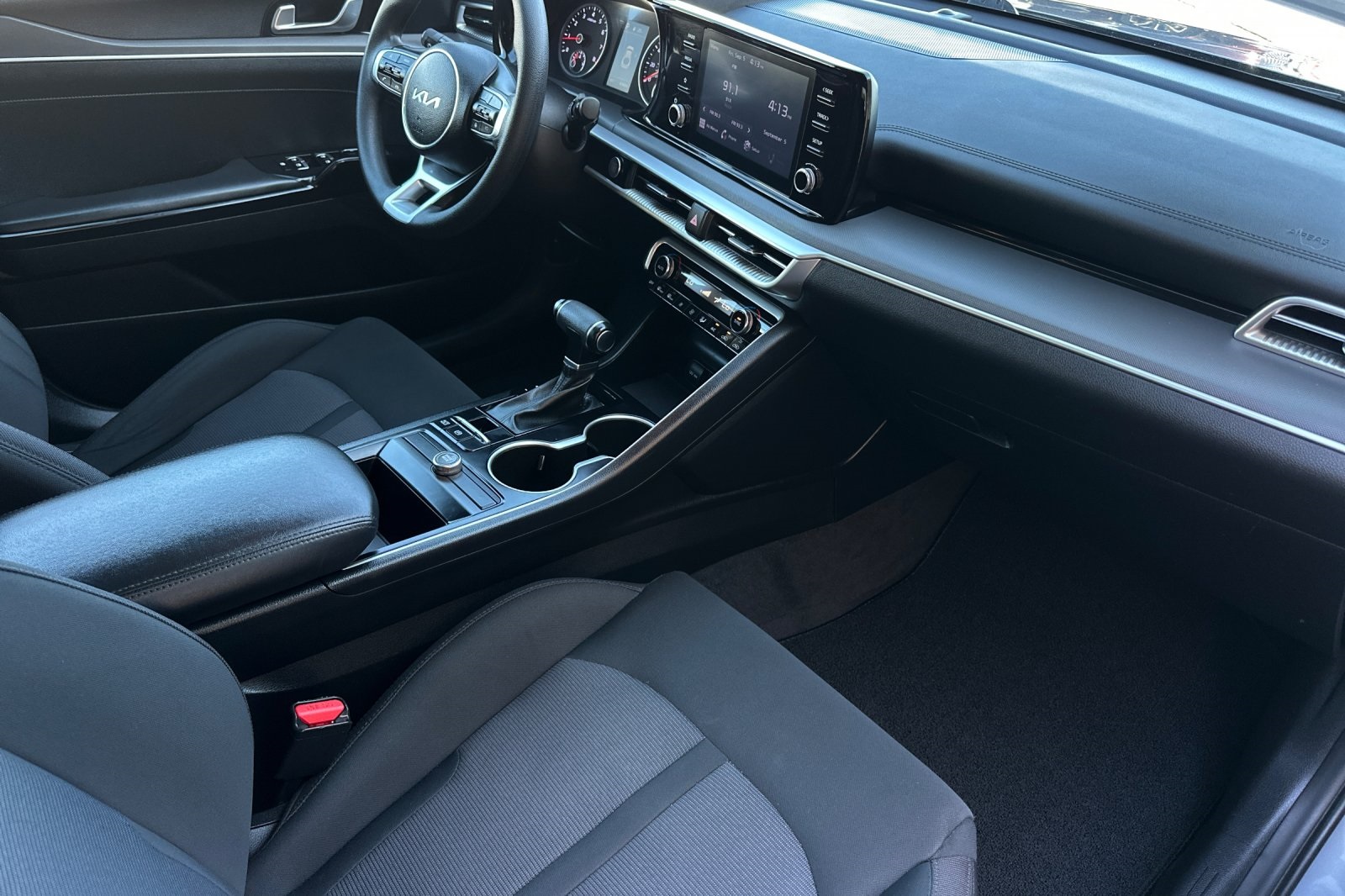 2022 Kia K5 LXS photo 14