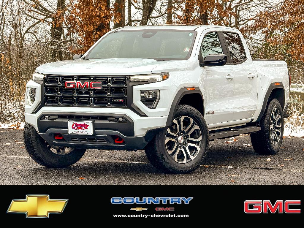 2023 GMC Canyon AT4's photo