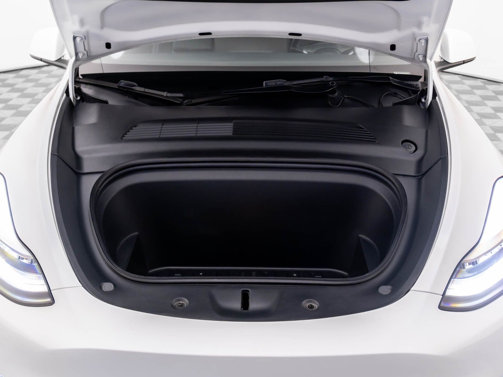 2021 Tesla Model Y Long Range photo 28