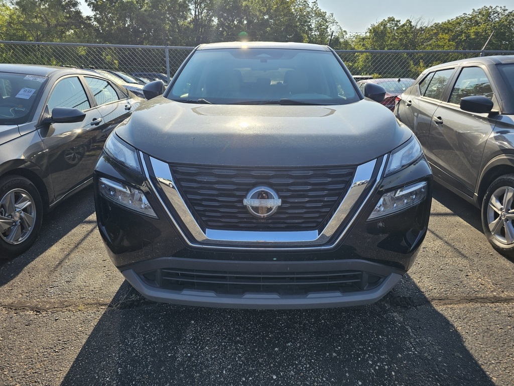 Used 2023 Nissan Rogue SV with VIN 5N1BT3BB7PC824727 for sale in Kansas City