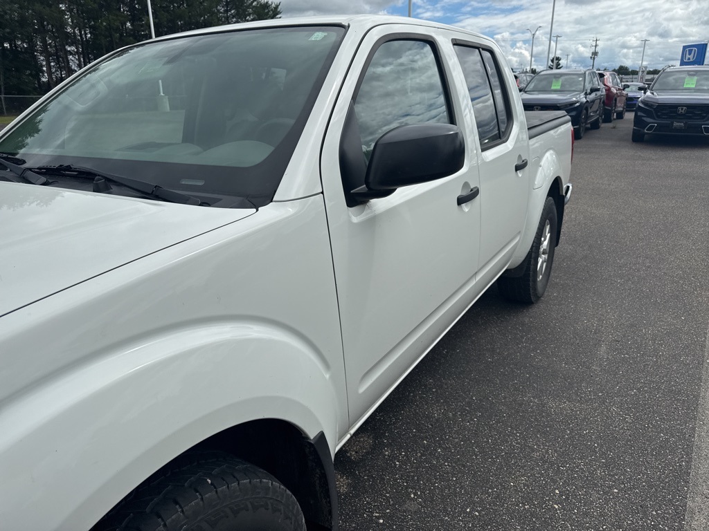 2019 Nissan Frontier SV photo 13