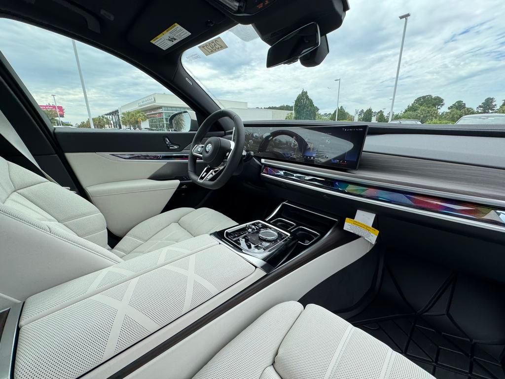 2025 Bmw 760i xDrive photo 17