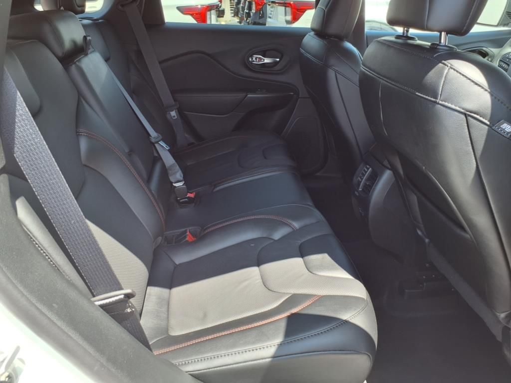 2022 JEEP CHEROKEE - Image 13