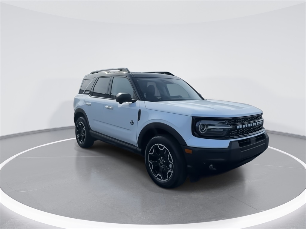 2025 Ford Bronco Sport Outer Banks photo 2