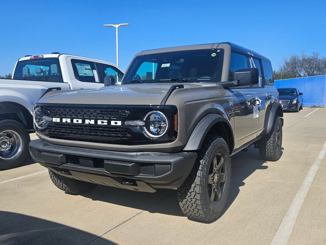 2025 Ford Bronco Big Bend photo 2