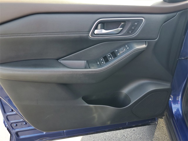 2021 Nissan Rogue SL photo 21