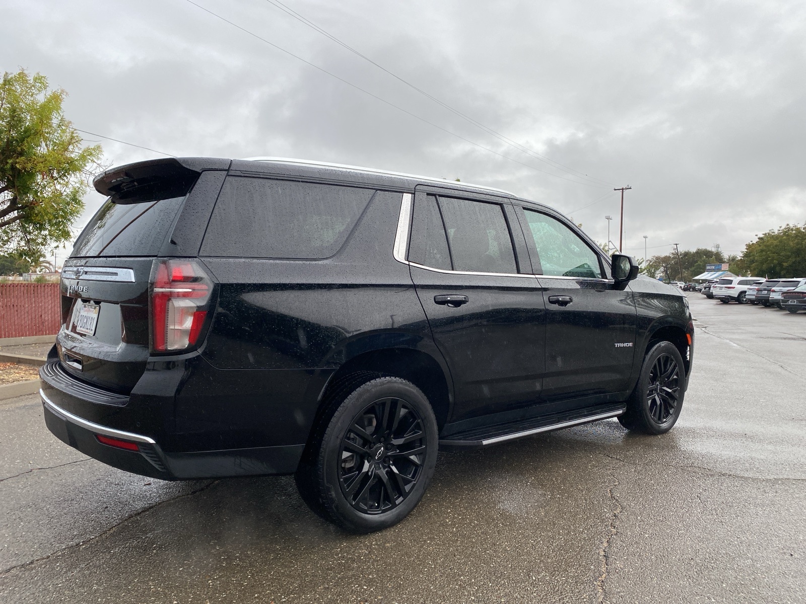2023 Chevrolet Tahoe LS photo 2