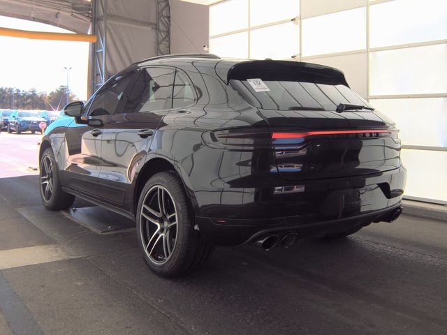 2021 Porsche Macan S photo 3
