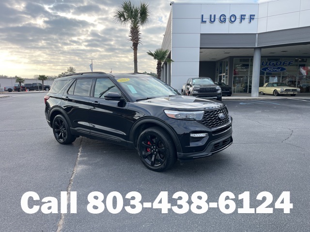 2021 Ford Explorer ST's photo