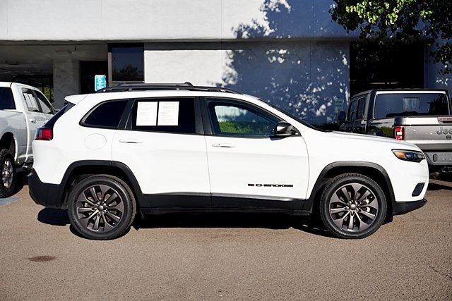 2021 Jeep Cherokee Latitude Lux photo 4