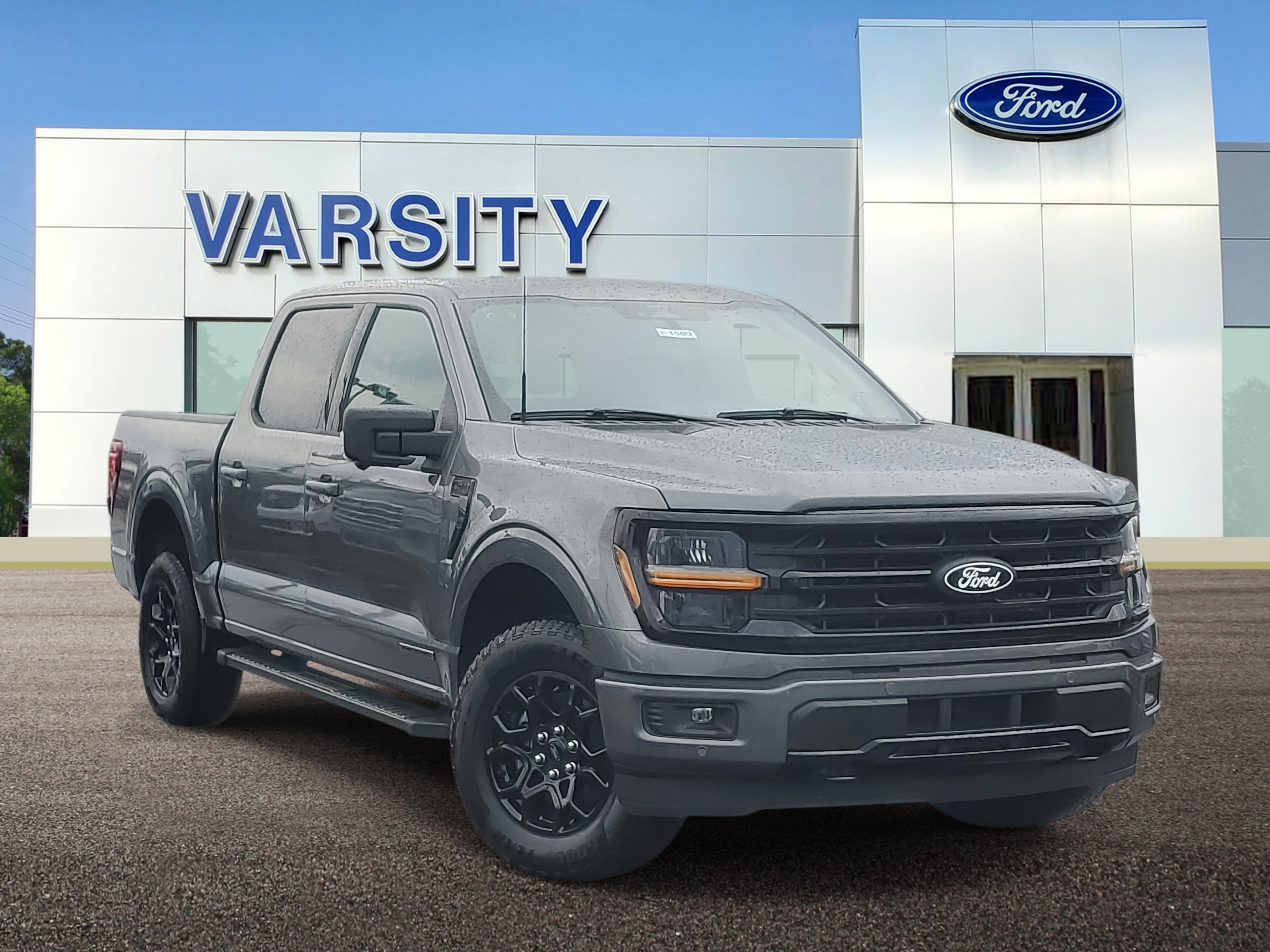 2025 Ford F-150 XLT's photo